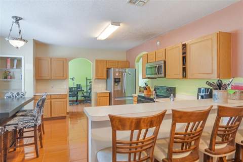1139 Cambourne Drive, Kissimmee FL - photo 6 of 28