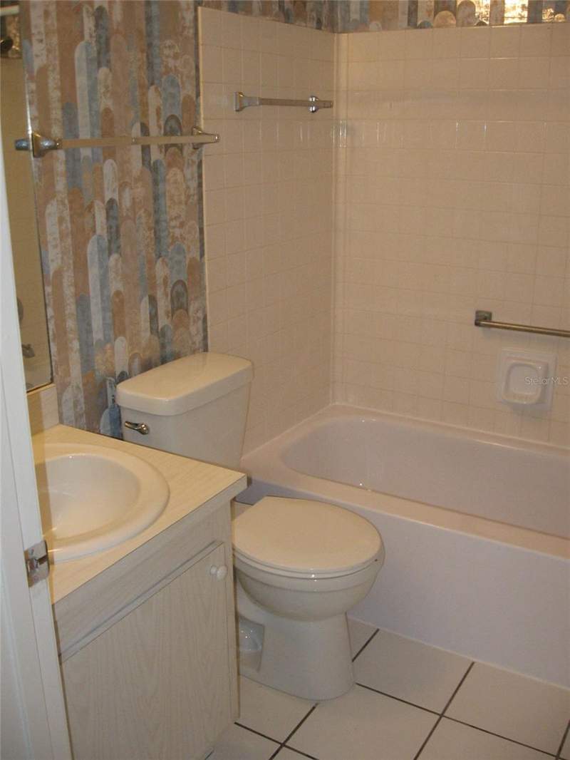2 bedroom Villa at 2465 Northside Drive #603, Woodland Villas Condo 1, Clearwater — photo 3