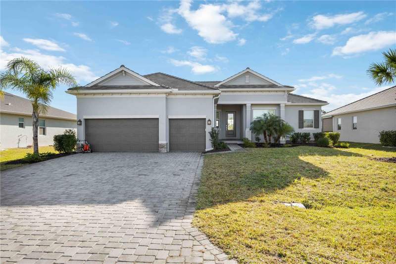 3 bedroom Single Family Residence at 10016 Duquesne Street, Port Charlotte Sec 085, Port Charlotte — photo 2