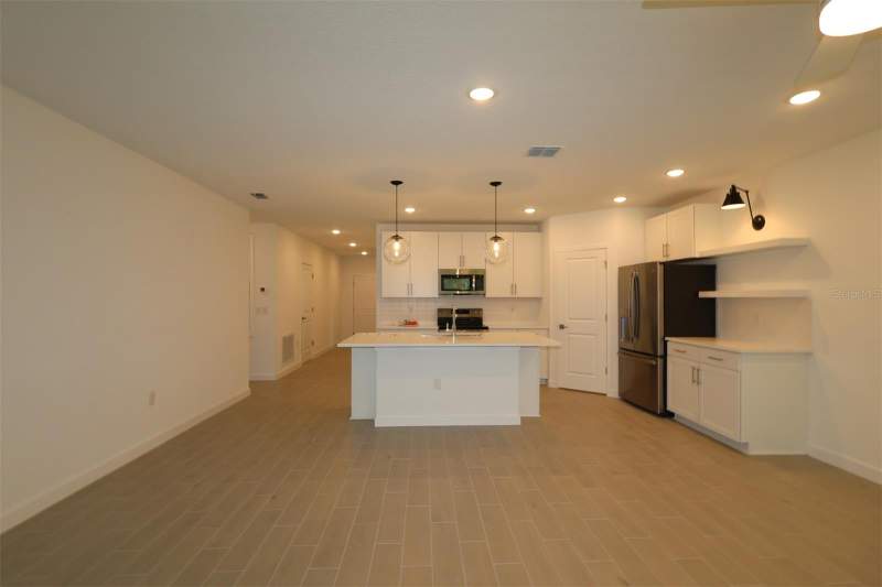 4 bedroom Single Family Residence at 4272 SW 141 Lane, Aspire At Marion Oaks, Ocala — photo 4