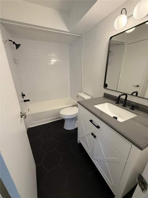 5160 Conroy Road #21, Orlando FL - photo 17 of 31