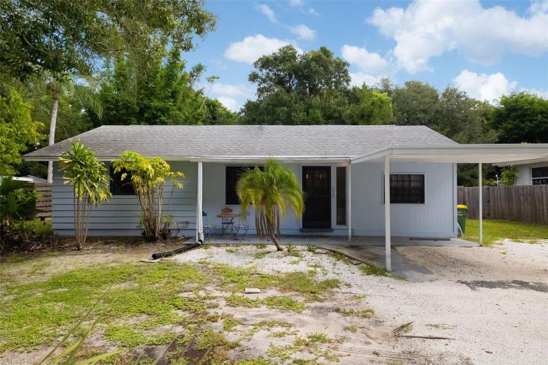 615 S SHADE AVENUE home for sale in Paver Park Estates Homes for Sale: Median $1.84M