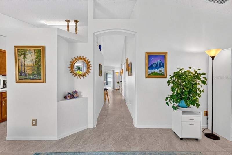 3 bedroom Single Family Residence at 2718 Tamarind Drive, Florida Shores 01, Edgewater — photo 4