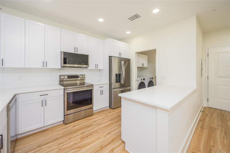 2 bedroom Condominium at 419 SE 1st Avenue #201, Old Ocala Survey, Ocala — photo 5