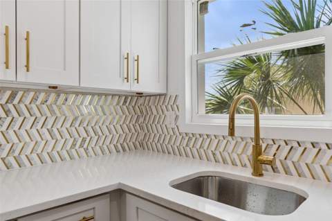 517 Hampton Avenue, St Petersburg FL - photo 6 of 6