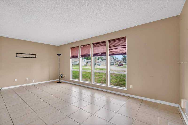 4 bedroom Single Family Residence at 175 Sheridan Avenue, Winsor Manor 1st Add, Longwood — photo 5