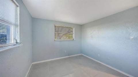 5529 Nutmeg Avenue, Sarasota FL - photo 20 of 33