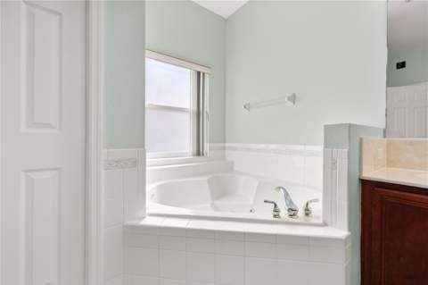 1831 Windward Oaks Court, Kissimmee FL - photo 18 of 48