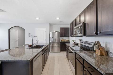 17063 Oval Rum Drive, Wimauma FL - photo 6 of 6