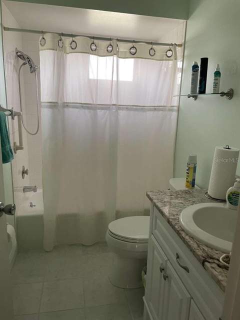 5624 Palm Aire Drive #V105, Sarasota FL - photo 15 of 18
