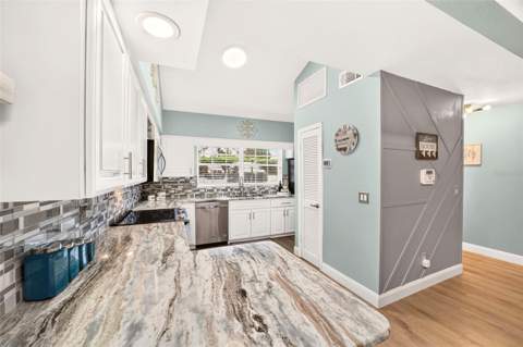 11001 SE Sunset Harbor Road #E36, Summerfield FL - photo 22 of 78