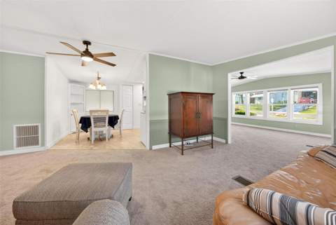 516 Jason Drive, Lady Lake FL - photo 10 of 31
