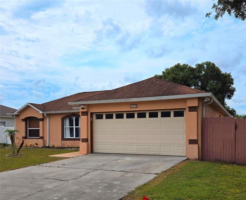 3 bedroom Single Family Residence at 804 Carrousel Lane, Poinciana Village 5 Nbhd 1, Kissimmee — photo 2