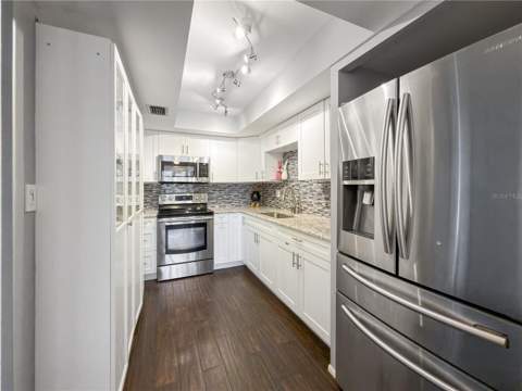 8100 Dr Martin Luther King Jr Street #202, St Petersburg FL - photo 6 of 32