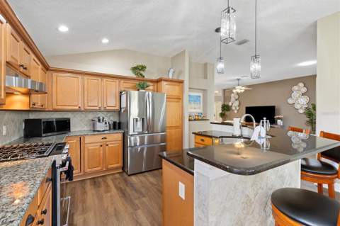 7146 SE 173rd Arlington Loop, The Villages FL - photo 13 of 35
