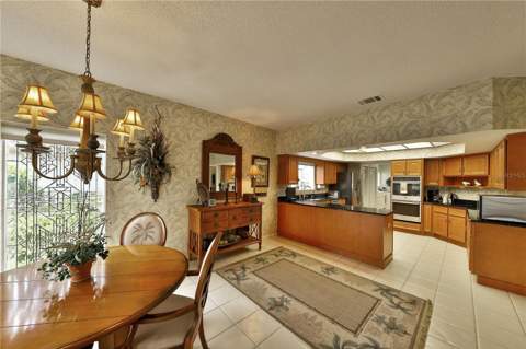 2446 Sweetwater Country Club Drive, Apopka FL - photo 8 of 47