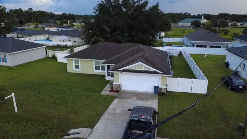 3 bedroom Single Family Residence at 24 Dogwood Drive Loop, Silver Spgs Shores Un 18, Ocala — photo 2