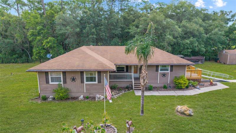 3 bedroom Single Family Residence at 15755 SW 90th Avenue, Florida Hlnds, Dunnellon — photo 2