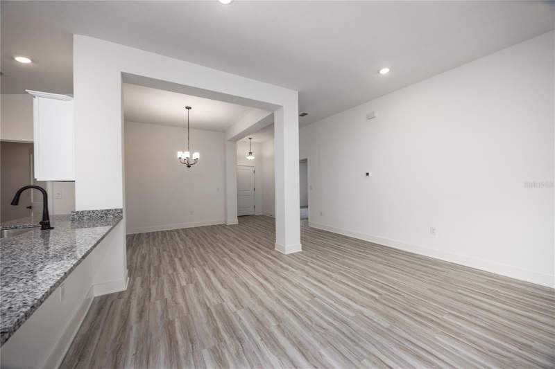 3 bedroom Single Family Residence at 2573 SW 250th Drive, Country Way South-Phase 2, Newberry — photo 4