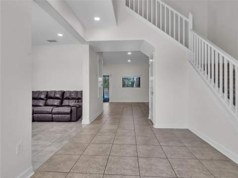 5063 Ivory Stone Drive, Wimauma FL - photo 9 of 69