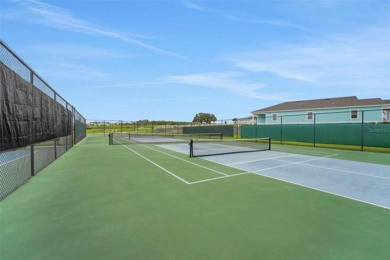 3 bedroom Single Family Residence at 1026 Fiesta Key Circle, Green Key Village, Lady Lake — photo 4