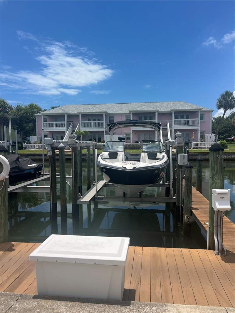  bedroom Dock-Rackominium at 00 COQUINA KEY DRIVE #107SS, WATERSIDE AT COQUINA KEY DOCK CONDO, ST PETERSBURG — photo 4