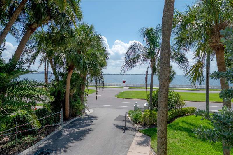 2 bedroom Condominium at 3325 Bayshore Boulevard #A17, Bayshore Trace Condo, Tampa — photo 5