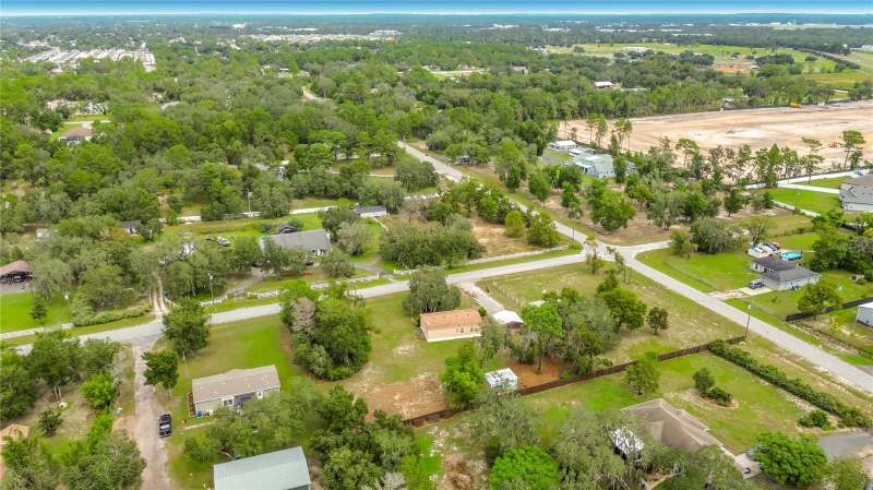 3 bedroom Single Family Residence at 1484 Aladdin Road, Rolling Oaks, Spring Hill — photo 5