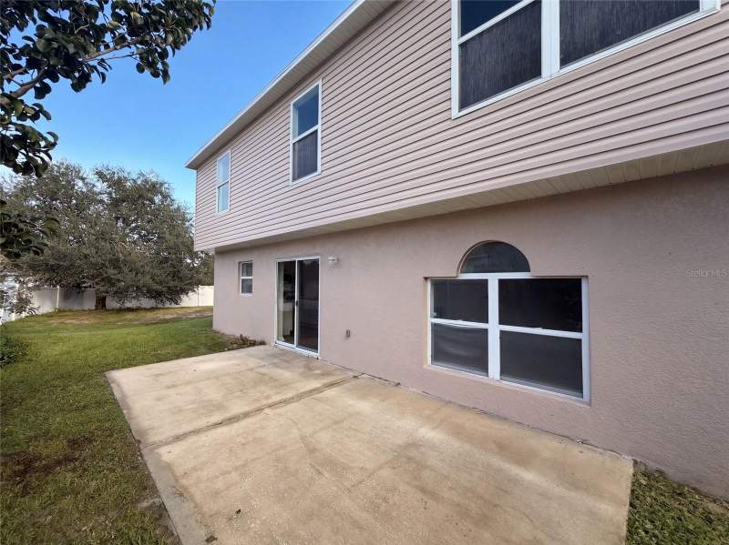 4 bedroom Single Family Residence at 1818 Superior Court, Poinciana Nbrhd 05 Village 07, Poinciana — photo 2