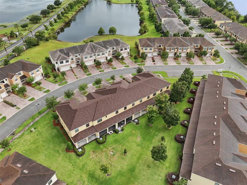 4 bedroom Townhouse at 1940 Portofino Meadows Boulevard, Portofino Meadows, Orlando — photo 4