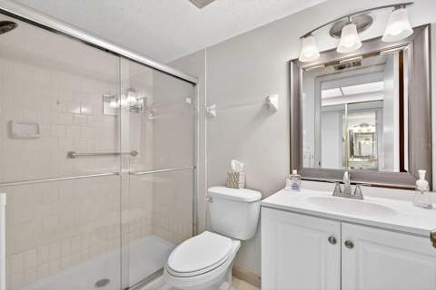 3344 Lake Bayshore Drive #P205, Bradenton FL - photo 24 of 57