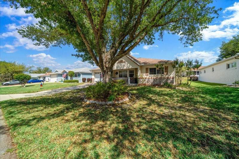 2 bedroom Single Family Residence at 9721 SW 97th Lane, On Top Of The World, Ocala — photo 4