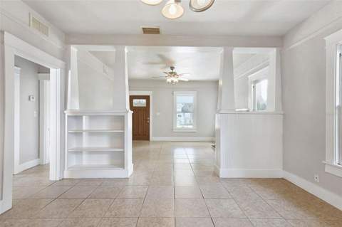 508 E Hugh Street, Tampa FL - photo 11 of 27