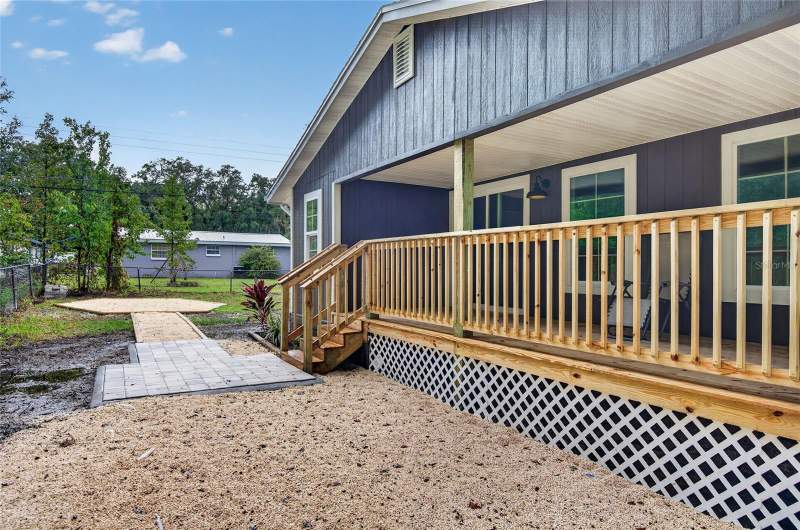 4 bedroom Single Family Residence at 210 C Street, Mitchell Heights, Brooksville — photo 3