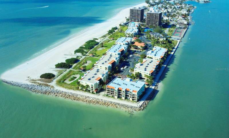 Lands End At Sunset Beach Condo