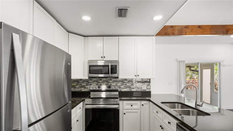 2 bedroom Single Family Residence at 4999 DOVER CIRCLE, DOVER CIRCLE, ORLANDO — photo 5