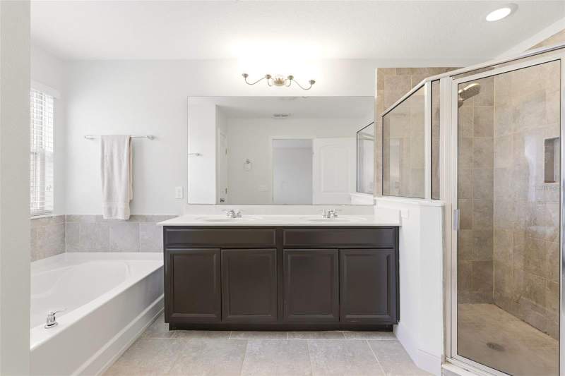 4 bedroom Townhouse at 10558 Green Ivy Lane, Overlook/East Park, Orlando — photo 5