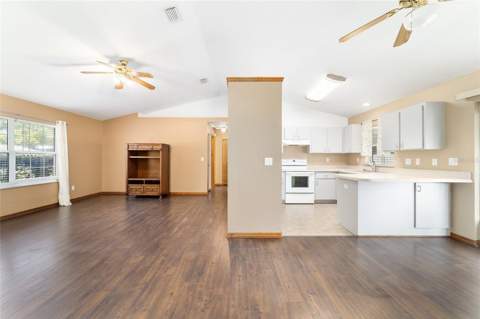 11570 SE 84th Avenue, Belleview FL - photo 17 of 44