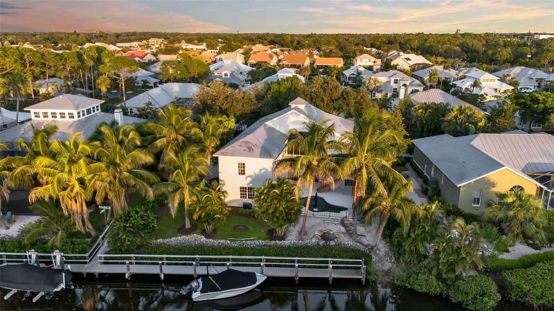 3 bedroom Single Family Residence at 349 Dolphin Shores Circle, Dolphin Shores, Nokomis — photo 2