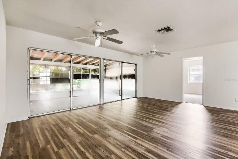 3 bedroom Single Family Residence at 1252 Garret Avenue, Spring Hill, Spring Hill — photo 3