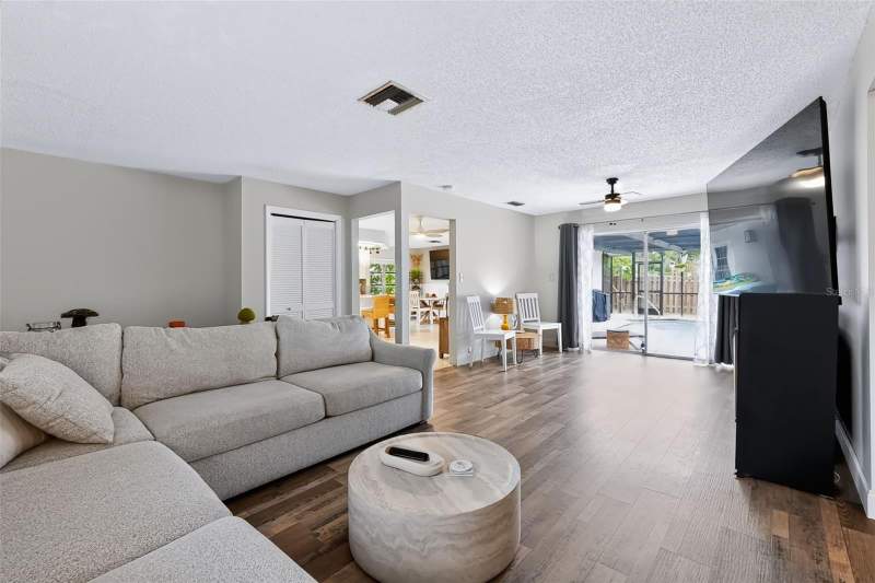 3 bedroom Single Family Residence at 3437 Dove Hollow Court, Dove Hollow-Unit I, Palm Harbor — photo 3