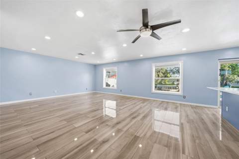 10717 Donbrese Avenue, Tampa FL - photo 7 of 39