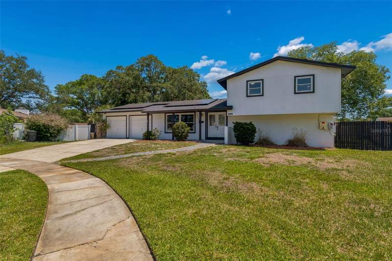 4 bedroom Single Family Residence at 7111 Gateway Court, Townn Country Park Unit 30, Tampa — photo 4