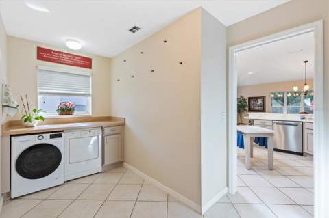 1302 La Estrellita Way, The Villages FL - photo 20 of 45