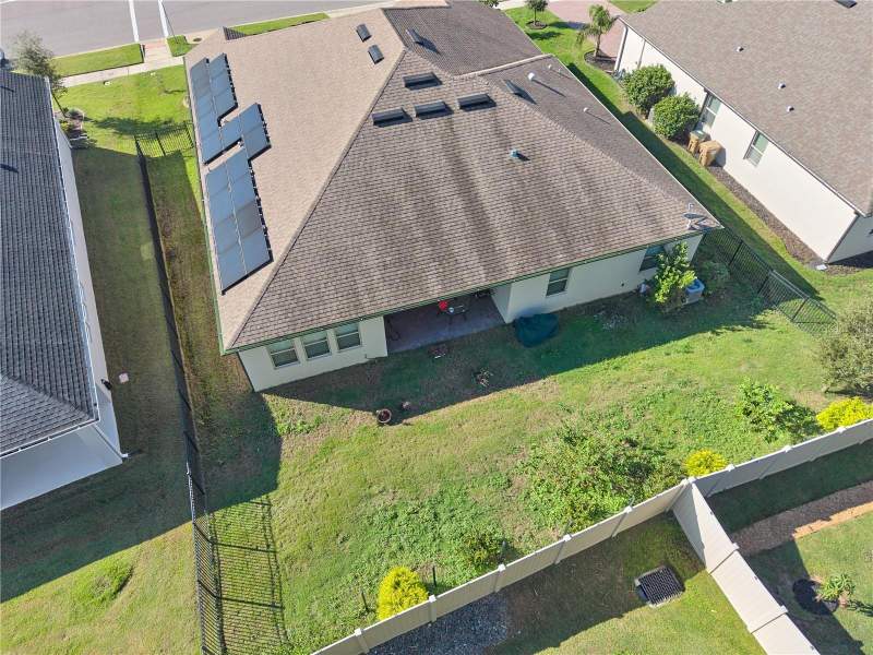 4 bedroom Single Family Residence at 17329 Hickory Wind Drive, Johns Lake Lndg Ph 5, Clermont — photo 3