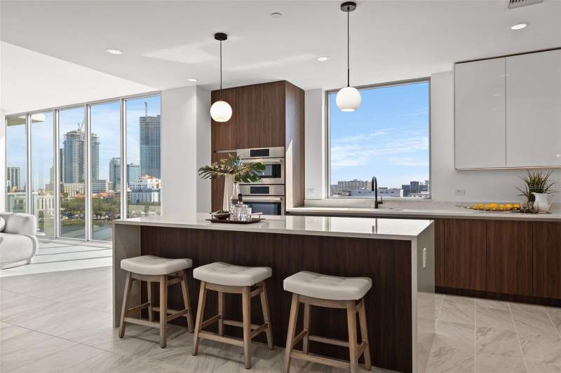 2 bedroom Condominium at 777 3rd Avenue #805, Reflection St Pete, St Petersburg — photo 5