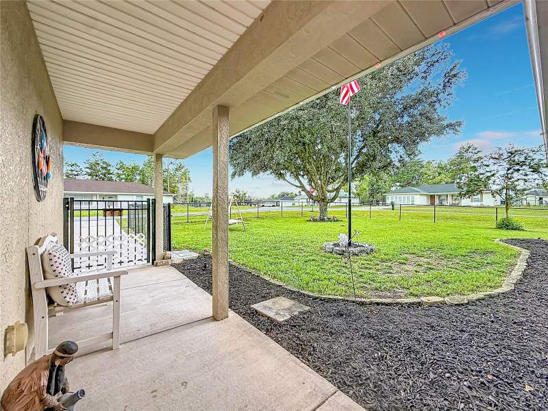 4 bedroom Single Family Residence at 1 Redwood Run Court, Silver Spgs Shores Un 20, Ocala — photo 3