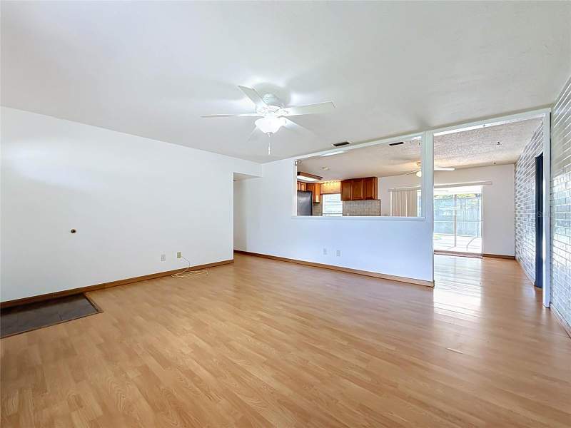 3 bedroom Single Family Residence at 8496 76th Avenue, Boulevard Acres 1st Add, Seminole — photo 4