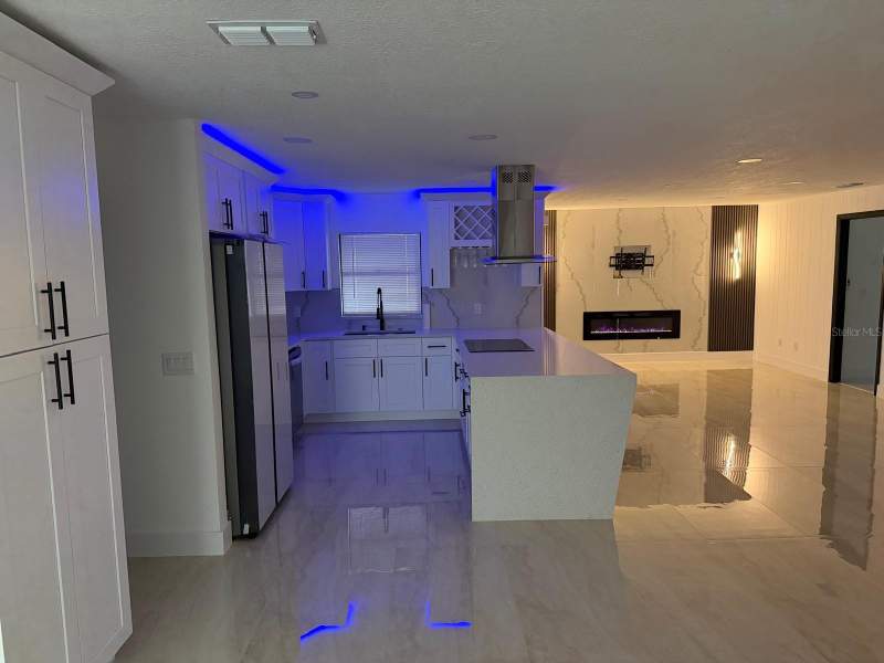 5 bedroom Single Family Residence at 5136 Nadine Street, Dover Manor, Orlando — photo 5