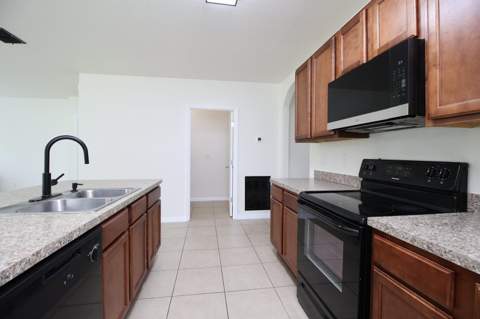 3238 Bayou Bay Drive, Lakeland FL - photo 7 of 26